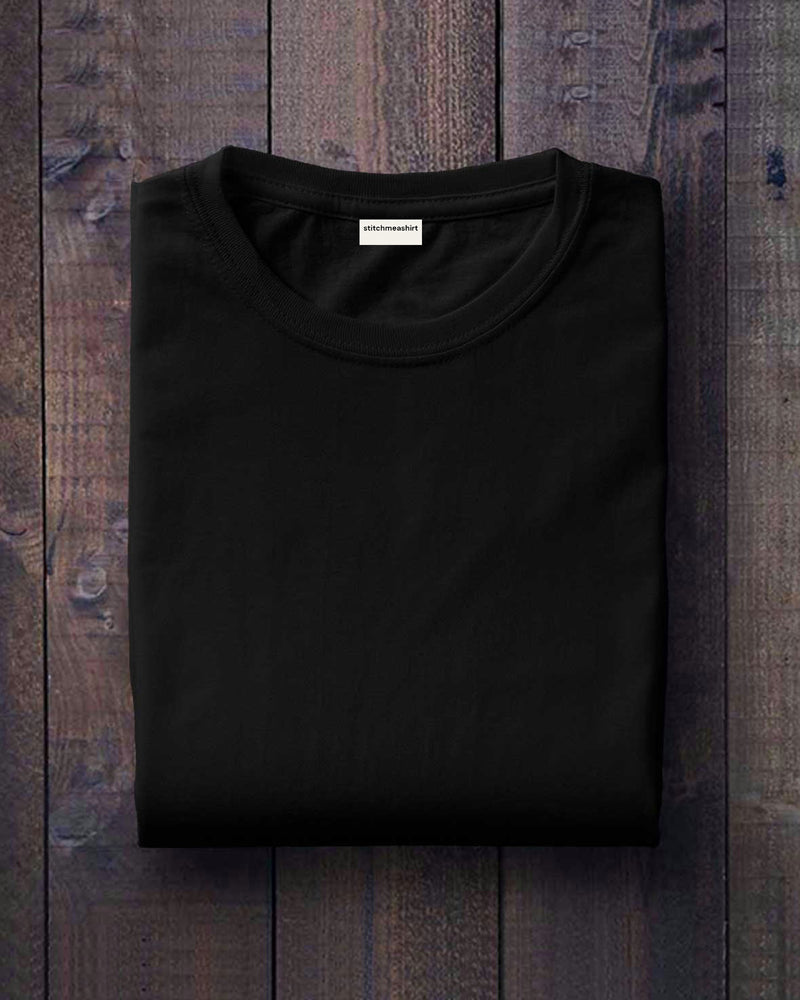 Bear-ly awake  - Round Neck T-shirt
