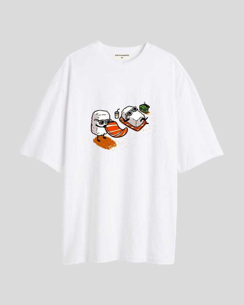 Sushi on beach - Oversized T-shirt