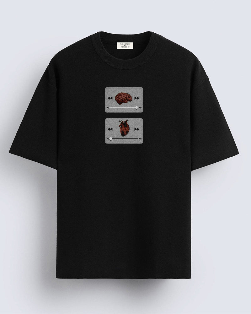 Mind vs Heart - Oversized T-shirt