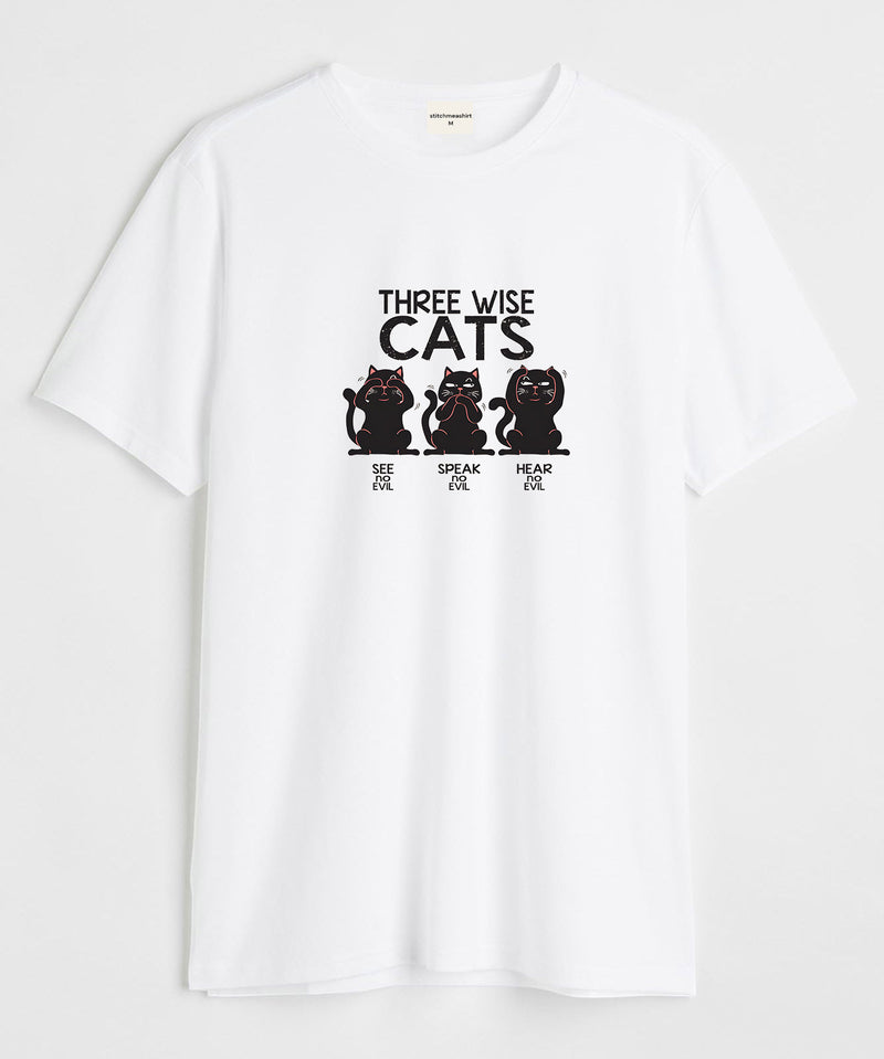 Three wise cats - Round Neck T-shirt